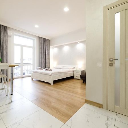 Lux Apartments Lviv Luaran gambar