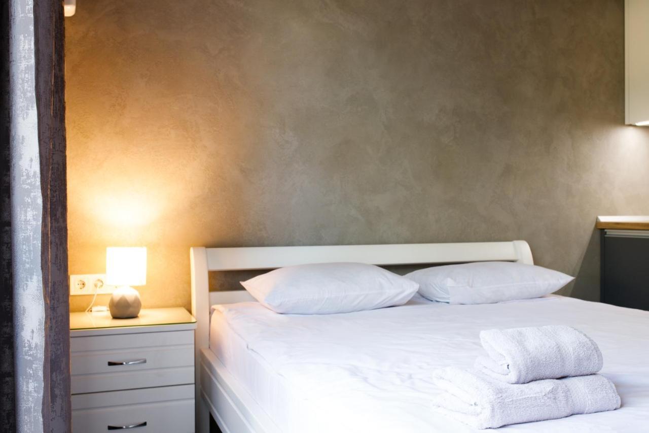 Lux Apartments Lviv Luaran gambar