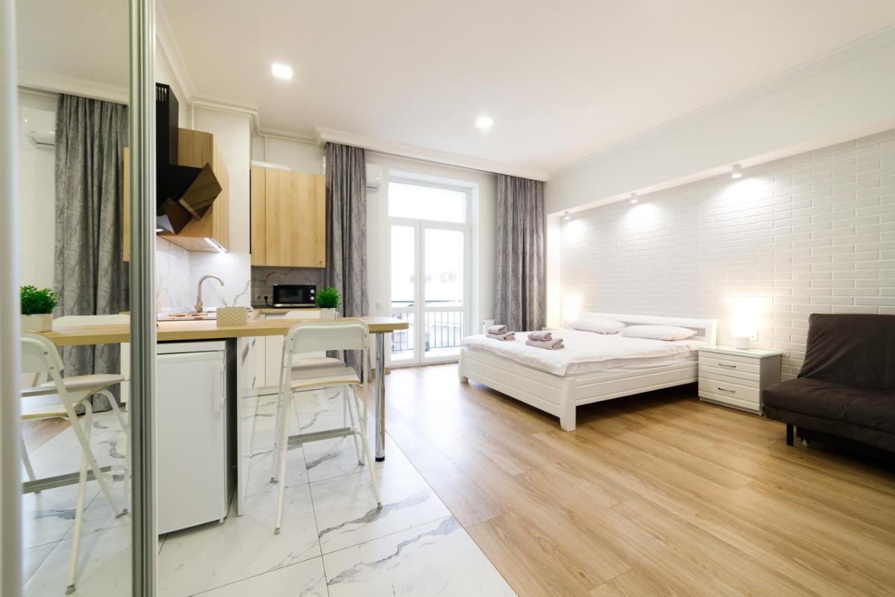 Lux Apartments Lviv Luaran gambar