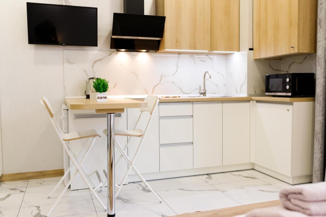 Lux Apartments Lviv Luaran gambar
