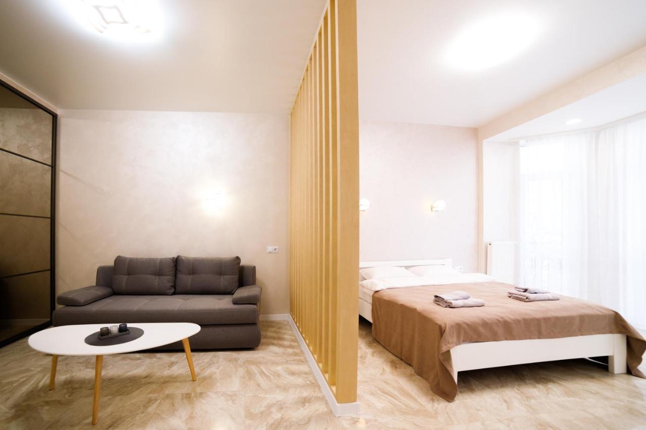 Lux Apartments Lviv Luaran gambar